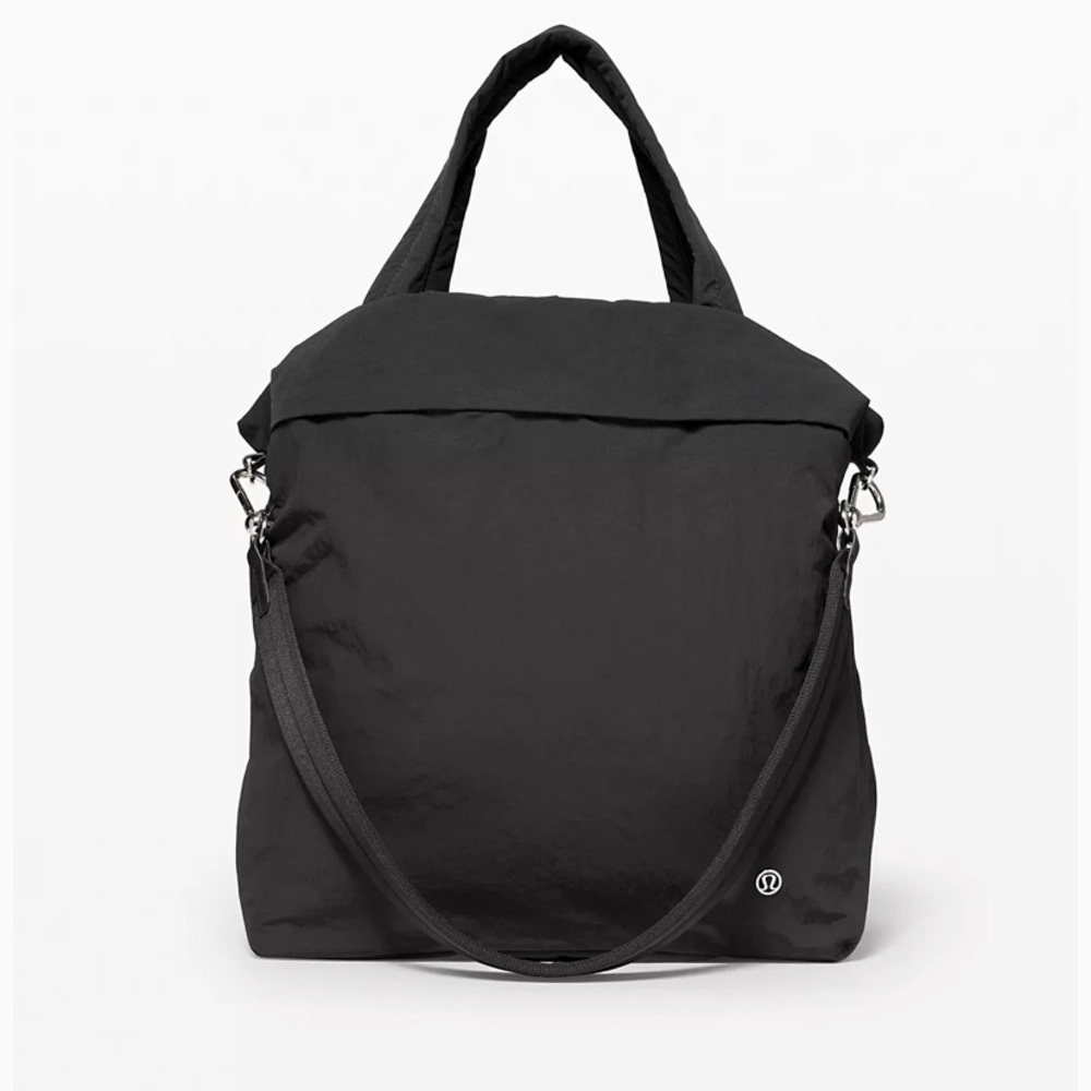 Lululemon On My Level Bag